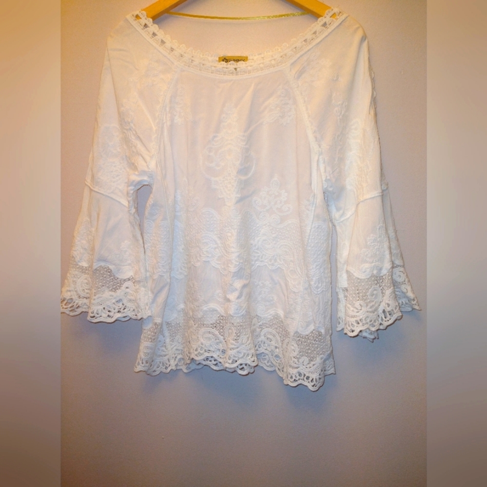 Democracy white top xs
